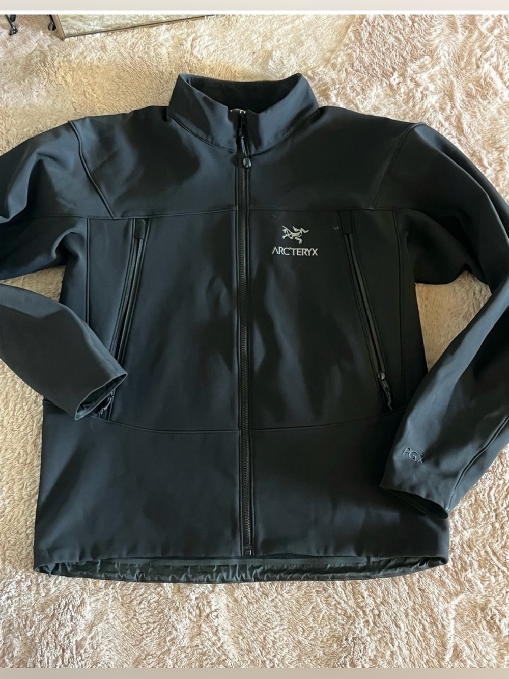Arc'teryx Men's Black Softshell Jacket